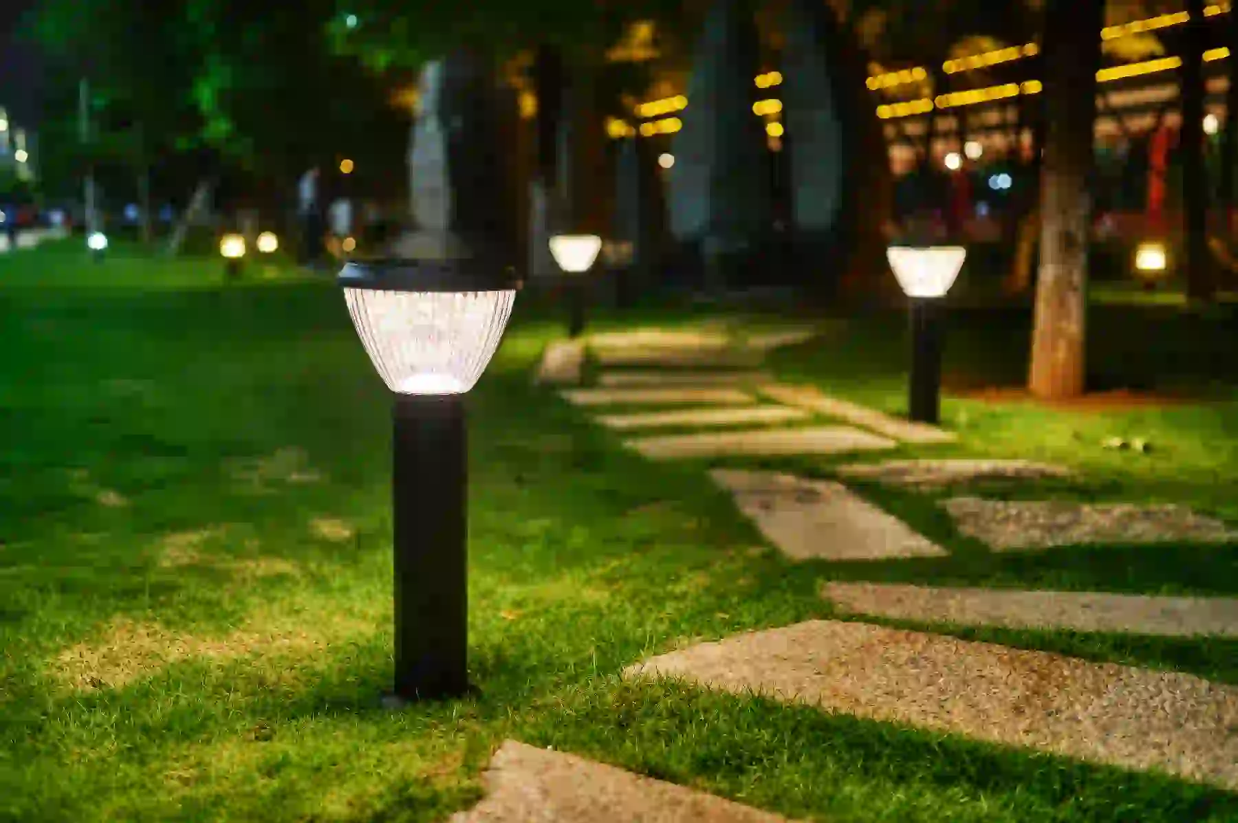 CPD-4104 solar light beside a patio seating area