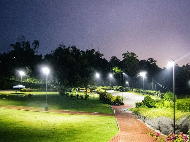 30W all-in-two solar street light installation in Colombia
